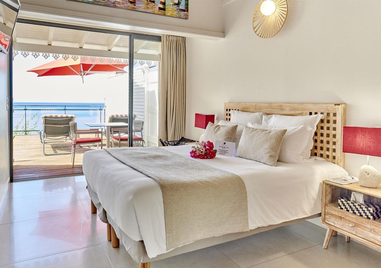 Les Galets Rouges Lodges & Spa Bouillante Exterior foto
